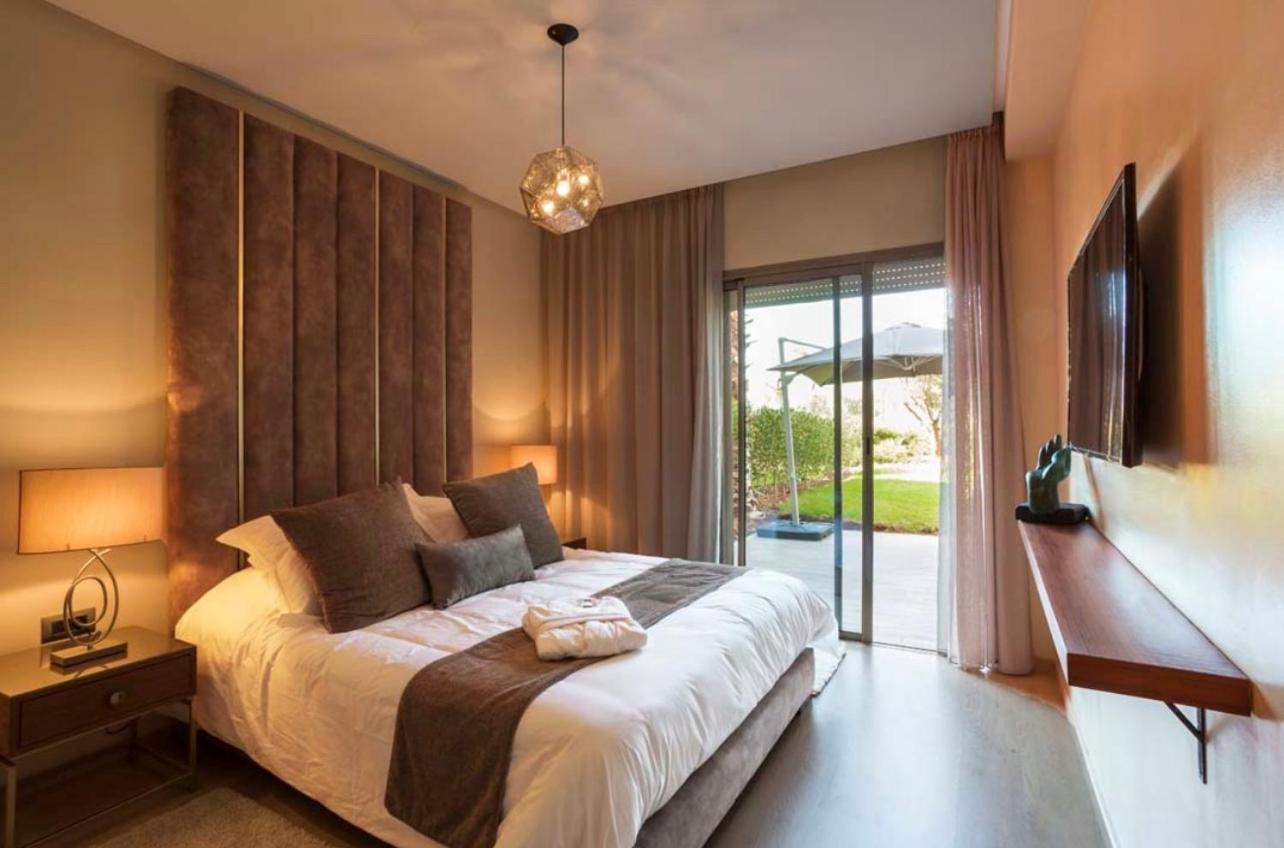 Appartement De Luxe Avec Jardin Prive マラケシュ エクステリア 写真