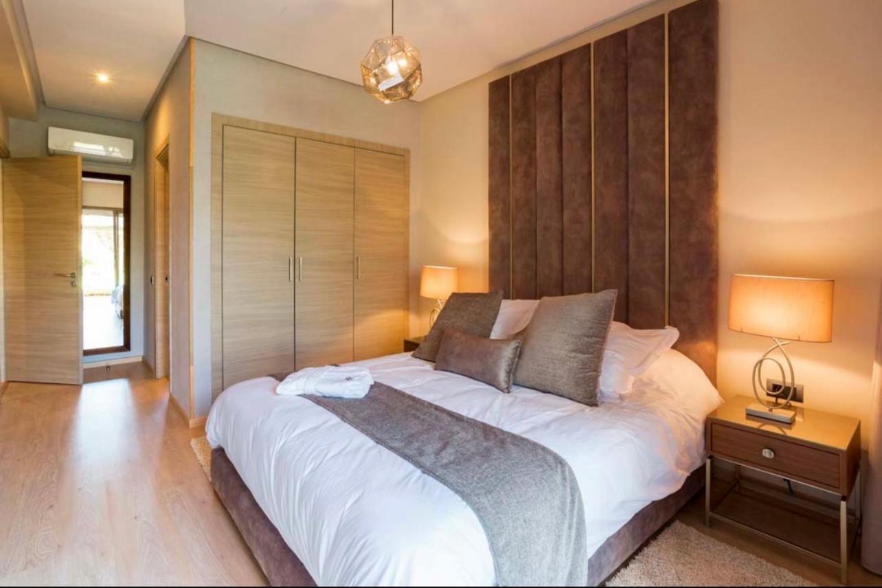 Appartement De Luxe Avec Jardin Prive マラケシュ エクステリア 写真